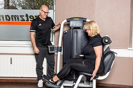 Der Lower Back Selection (Rückenstrecker) trainiert den unteren Rücken. Folgende Muskeln werden beansprucht. m. erector spinae, quadratus lumborum, Psoas major. Lower Back